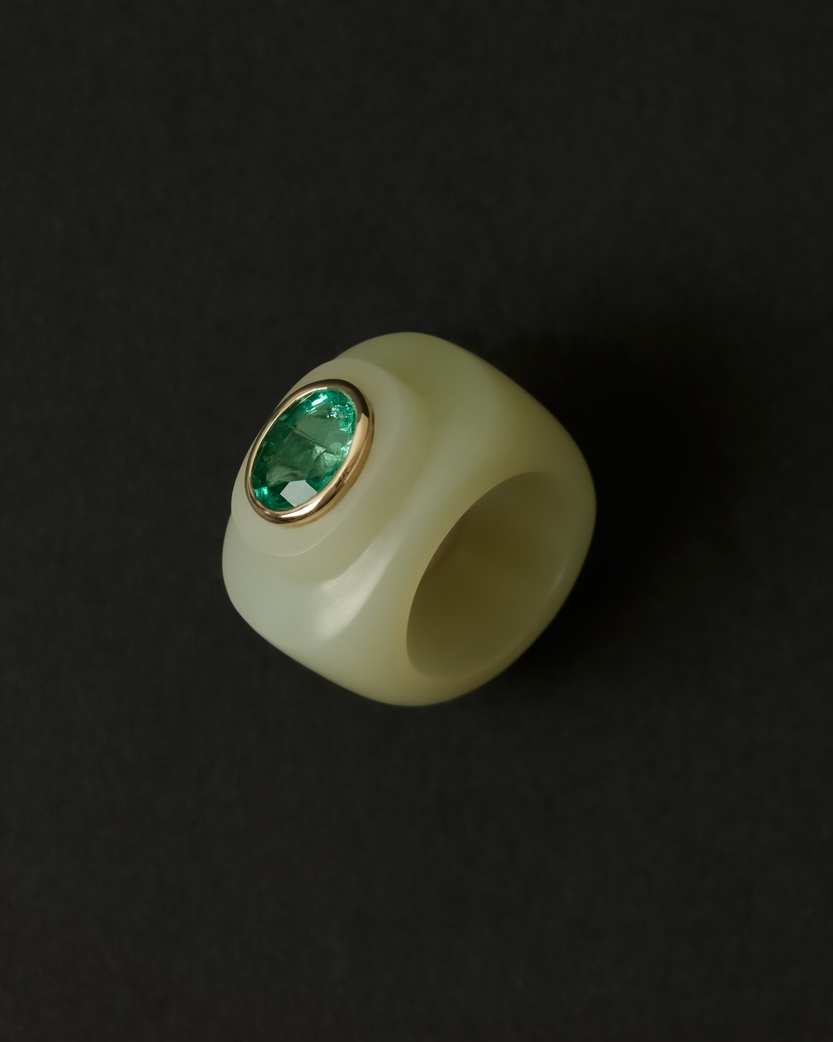 Jade Emerald Ring, second perspective