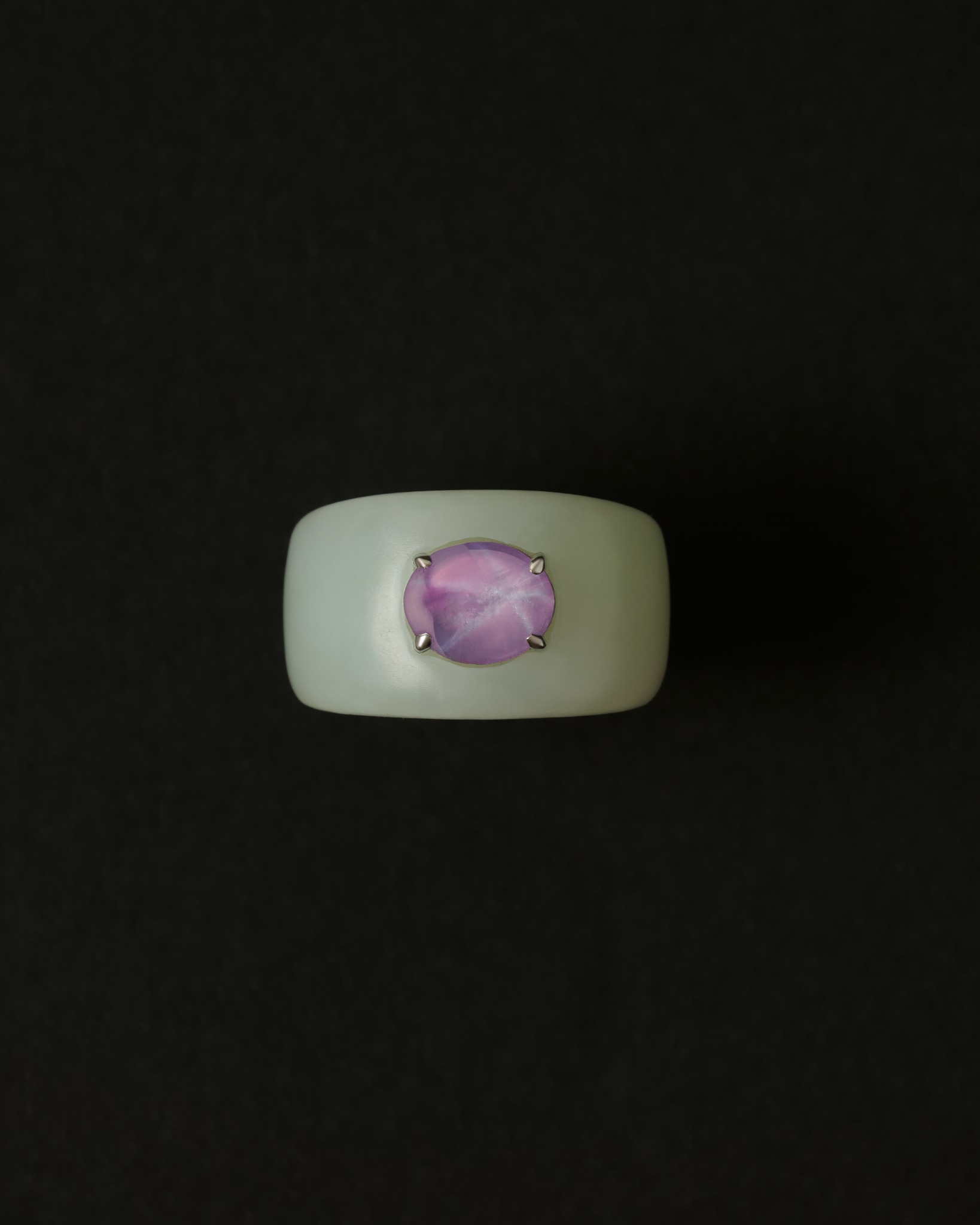 Sapphire Ring, first perspective