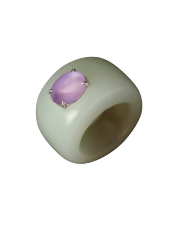 Jade and amethyst ring